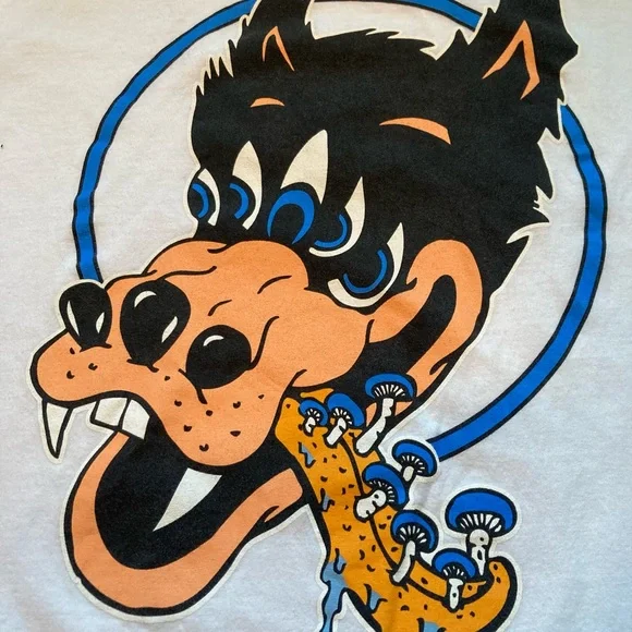 Jerry’s Wolf Tripping on Shrooms Large American Apparel T-shirt size Large - Picture 2 of 8